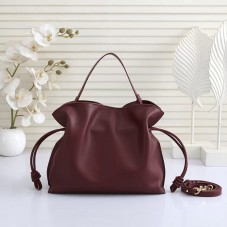 Soft and comfortable large-capacity leather handbag