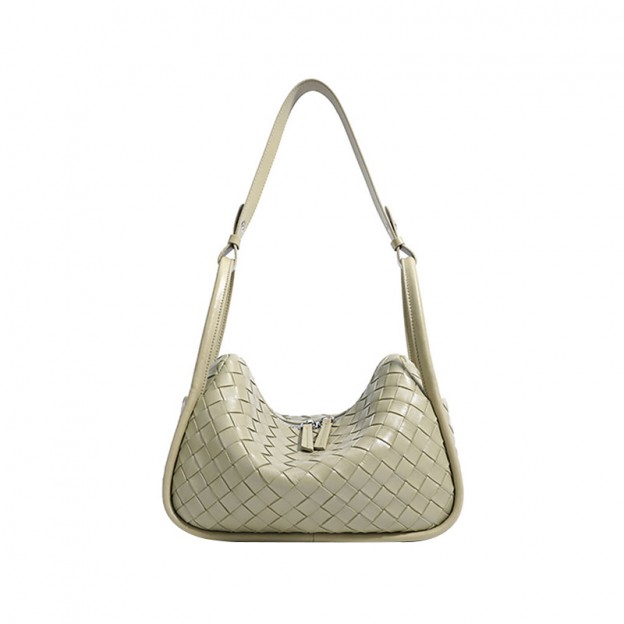Elegant and durable leather handbag