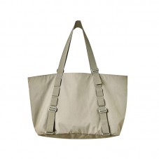Lightweight and large-capacity polyester bag